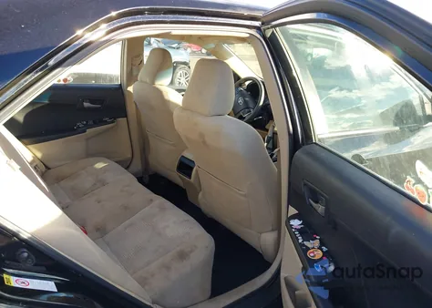 2012 Toyota Camry Le z USA, uszkodzony, nr VIN 4T1BF1FK8CU102032